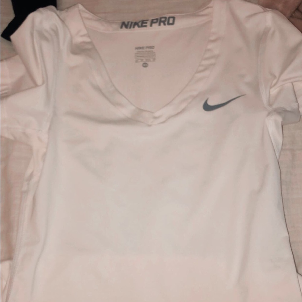 nike pro white tee shirt!!